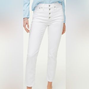 J. Crew
NWT Essential straight white jean in all-day stretch
Optic white
Size 30